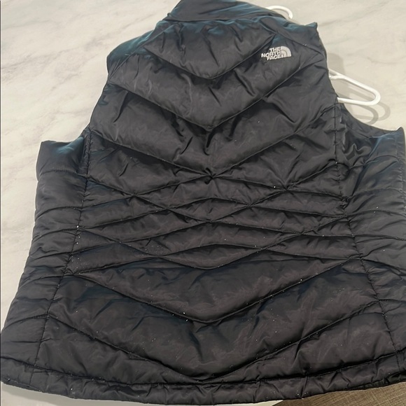 The North Face Black Puffer Vest - Picture 2 of 3